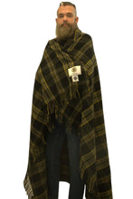 Load image into Gallery viewer, Patrick King Boston Bruins Deluxe Blanket