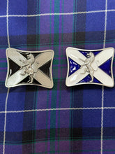 Load image into Gallery viewer, Braemar Highlandwear Enamel Lion Belt Buckle (3 Variants)