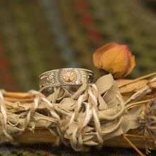 Load image into Gallery viewer, Boru Celtic Warrior Silver Shield Wedding Band with 18K Gold Bead