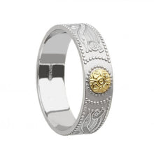 Load image into Gallery viewer, Boru Celtic Warrior Silver Shield Wedding Band with 18K Gold Bead