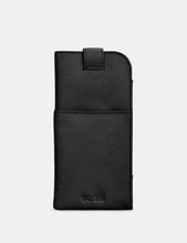 Load image into Gallery viewer, Yoshi Black Highland Cow Leather Glasses Case
