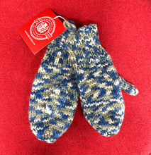 Load image into Gallery viewer, “Sharon’s Knits” Hand Knit Mittens (Variants)
