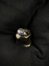 Load image into Gallery viewer, Diana Morrissey 925 Labradorite Ring
