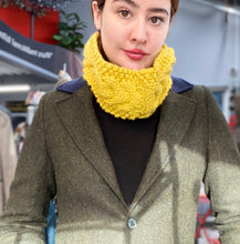 Load image into Gallery viewer, Hand Knit Neck Warmer (Thinner) (8 Variants)
