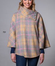 Load image into Gallery viewer, Mucros Weavers Poncho
