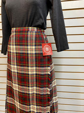 Load image into Gallery viewer, Late 70s-80s Alejean Kilt
