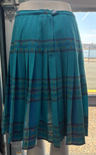 Load image into Gallery viewer, 1960s-70s Full Wrap Pleat Kilt (Reversible)

