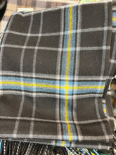 Load image into Gallery viewer, Absolute Darkness Wool Throw
