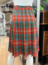 Load image into Gallery viewer, Late 70s Clipton Kilt 28" Waist
