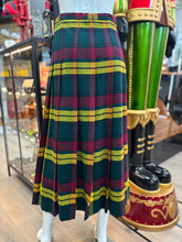 Load image into Gallery viewer, 1970s Jobrey Mid Length Kilt
