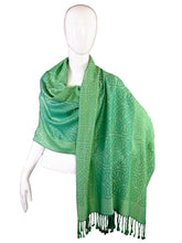Load image into Gallery viewer, Mulligans Ireland Innisfree Pashmina Shawl
