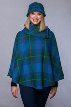 Load image into Gallery viewer, Mucros Poncho
