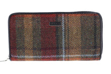 Load image into Gallery viewer, Mucros Women's Wallet
