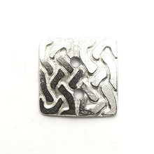 Load image into Gallery viewer, AP Double Plait Celtic Buttons 2pk
