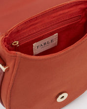 Load image into Gallery viewer, Fable Lovebirds Saddle
