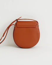 Load image into Gallery viewer, Fable A Night&#39;s Tale Tan Saddle Bag
