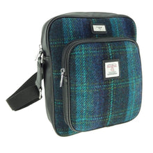 Load image into Gallery viewer, Harris Tweed Tay Travel Bag
