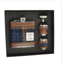 Load image into Gallery viewer, Harris Tweed 6oz Flask Gift Set
