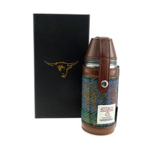 Load image into Gallery viewer, Harris Tweed Round 8oz Flask
