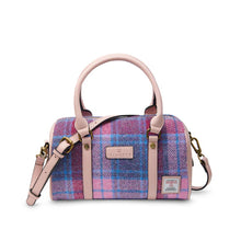 Load image into Gallery viewer, Islander The Medium Duffel
