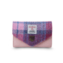 Load image into Gallery viewer, Islander The Small Clasp Purse
