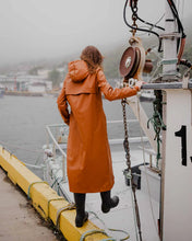 Load image into Gallery viewer, Mernini Raincoats 48"

