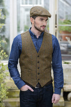 Load image into Gallery viewer, Mucros Men's Waistcoat
