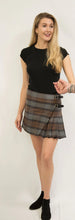 Load image into Gallery viewer, Outlander Women&#39;s Kilts
