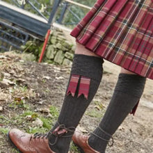 Load image into Gallery viewer, Pentland Kilt Hose

