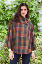 Load image into Gallery viewer, Mucros Poncho
