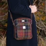 Load image into Gallery viewer, Harris Tweed Tay Travel Bag

