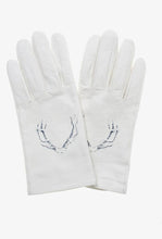 Load image into Gallery viewer, Claire Fraser’s Leather Riding Gloves
