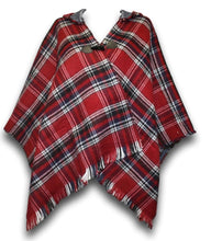 Load image into Gallery viewer, Tartan Poncho With Hood (3 Variants)
