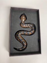 Load image into Gallery viewer, Jamie Fraser’s Sawny Snake Outlander
